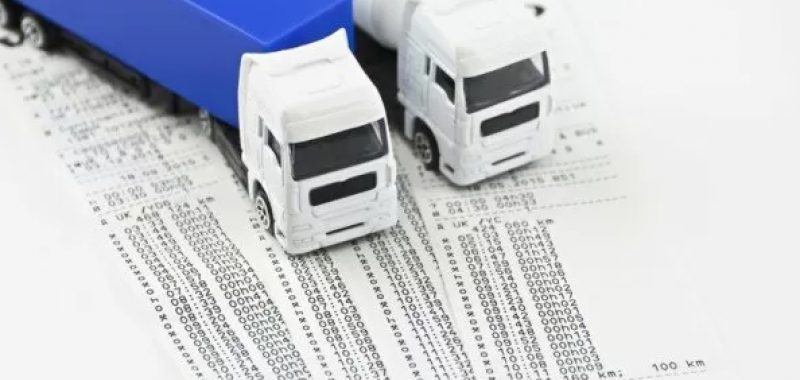 Camion e report tachigrafico